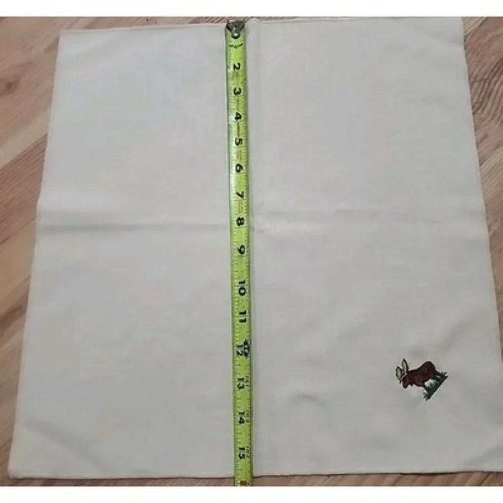 Set of 4 Vintage Fabric Napkins with Embroidered Moose Cabin Lodge Cabin Decor